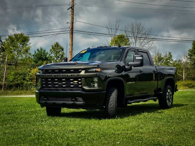 2022 Chevrolet Silverado 2500HD 4WD Crew Cab Standard Bed Custom