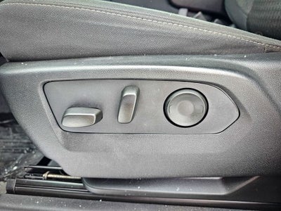 2024 Chevrolet Silverado 1500 4WD Crew Cab Short Bed LT