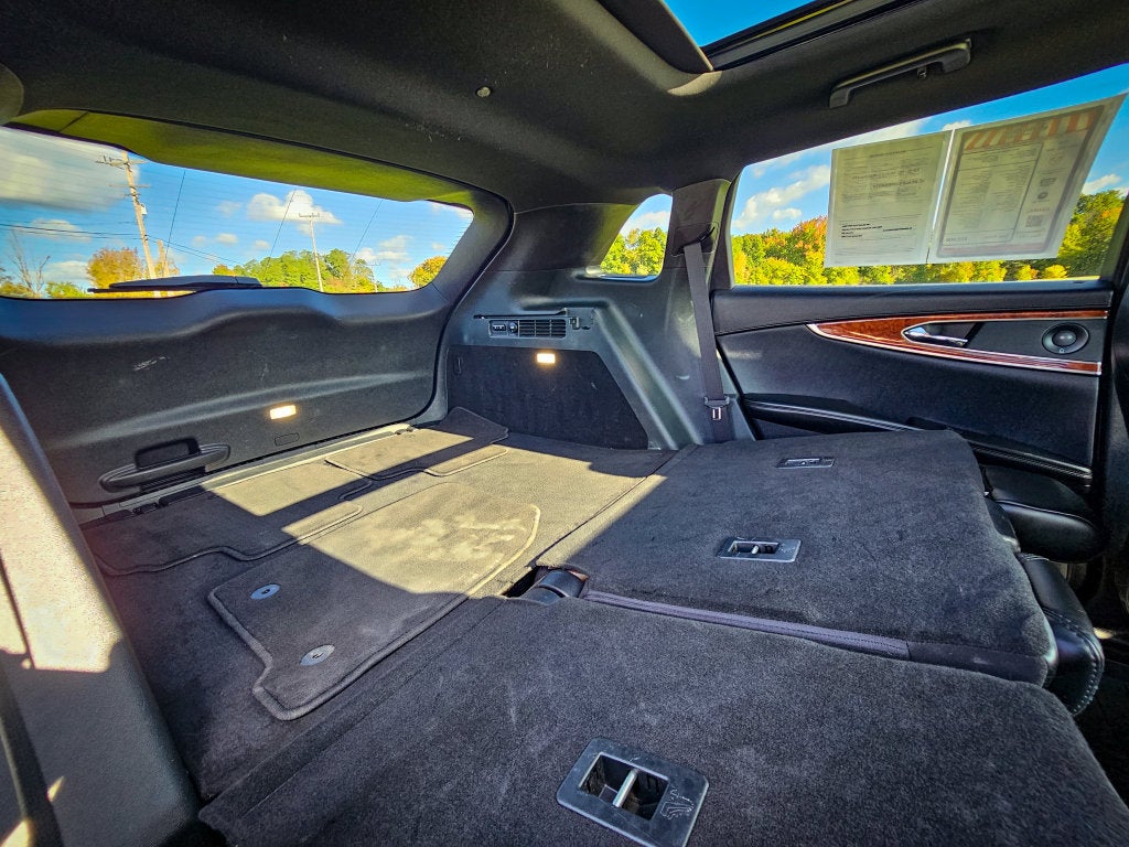 2019 Lincoln Nautilus Select