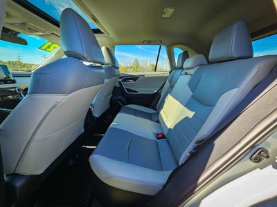 2021 Toyota RAV4 Hybrid XLE Premium