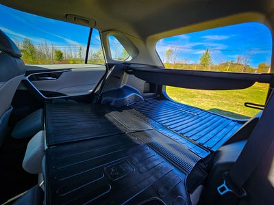 2021 Toyota RAV4 Hybrid XLE Premium