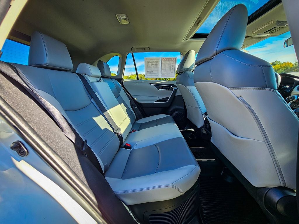 2021 Toyota RAV4 Hybrid XLE Premium