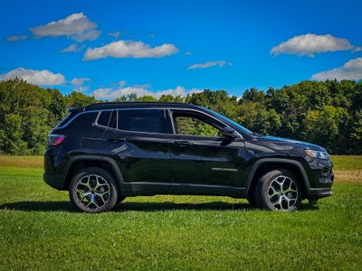 2026 Jeep Compass COMPASS LIMITED 4X4