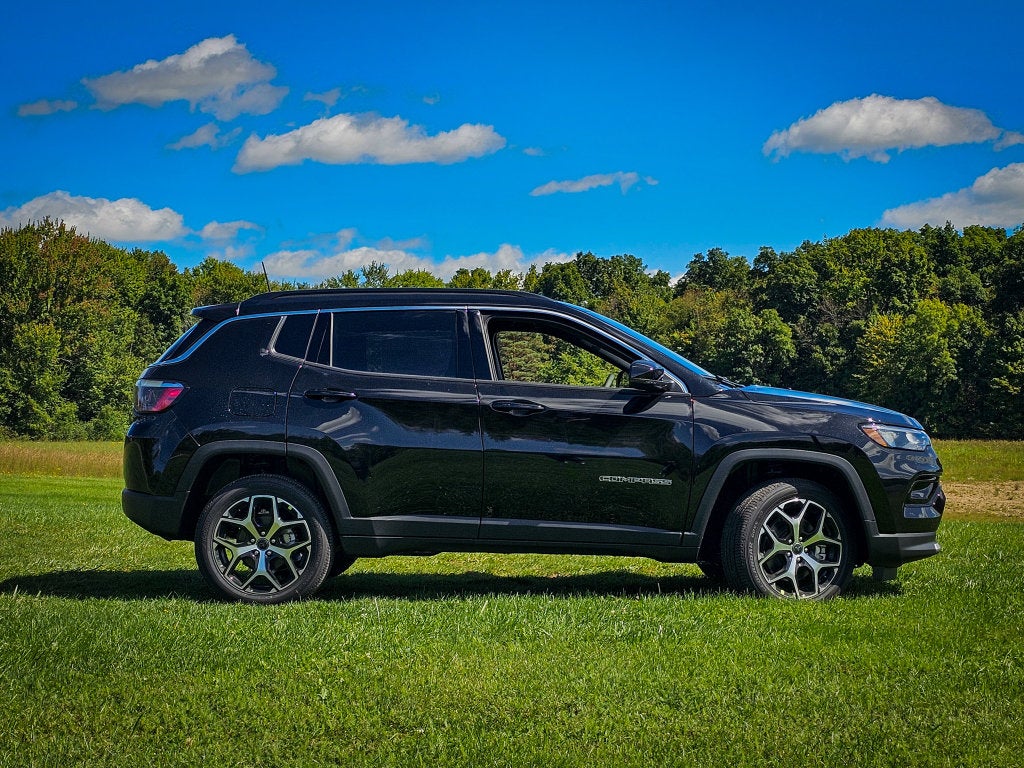 2026 Jeep Compass COMPASS LIMITED 4X4