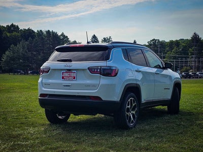 2026 Jeep Compass COMPASS LIMITED 4X4