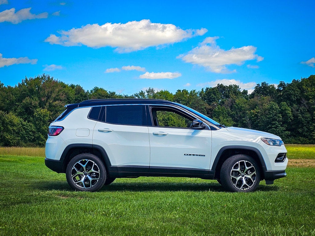 2026 Jeep Compass COMPASS LIMITED 4X4
