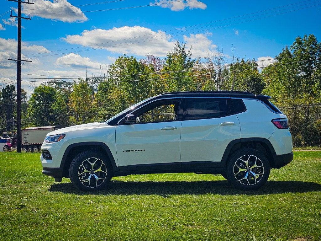 2026 Jeep Compass COMPASS LIMITED 4X4