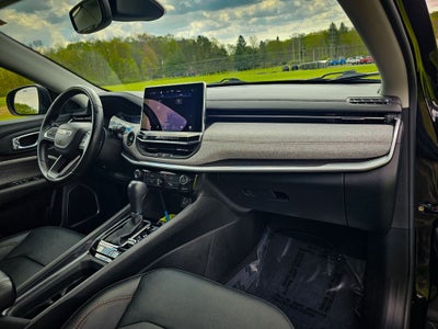 2022 Jeep Compass Latitude Lux 4x4