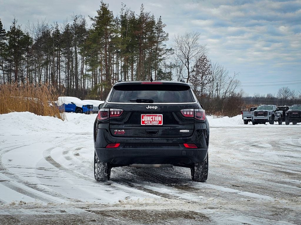 2022 Jeep Compass Latitude Lux 4x4