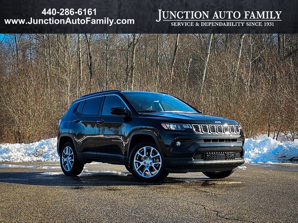 2024 Jeep Compass Latitude Lux FWD