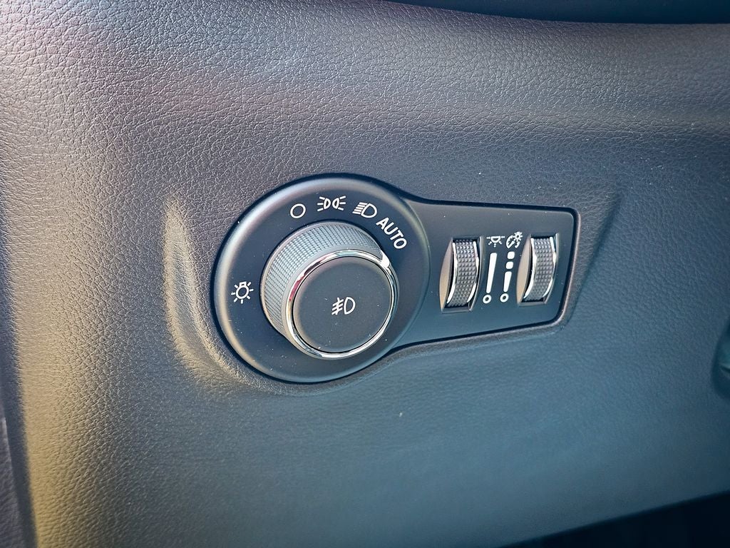 2024 Jeep Compass Latitude Lux FWD