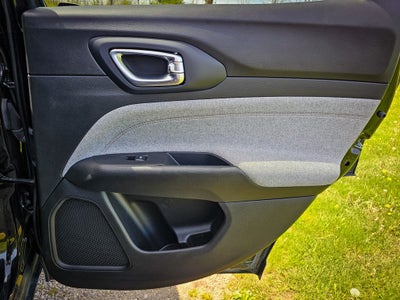 2024 Jeep Compass Latitude Lux FWD