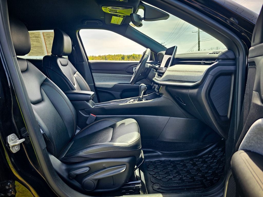 2024 Jeep Compass Latitude Lux FWD