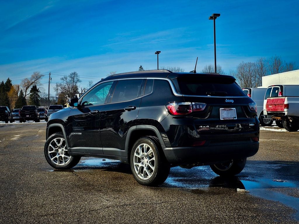 2024 Jeep Compass Latitude Lux FWD