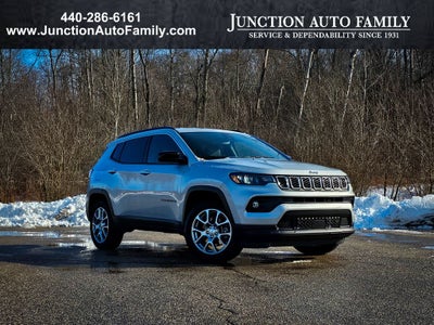 2024 Jeep Compass Latitude Lux FWD
