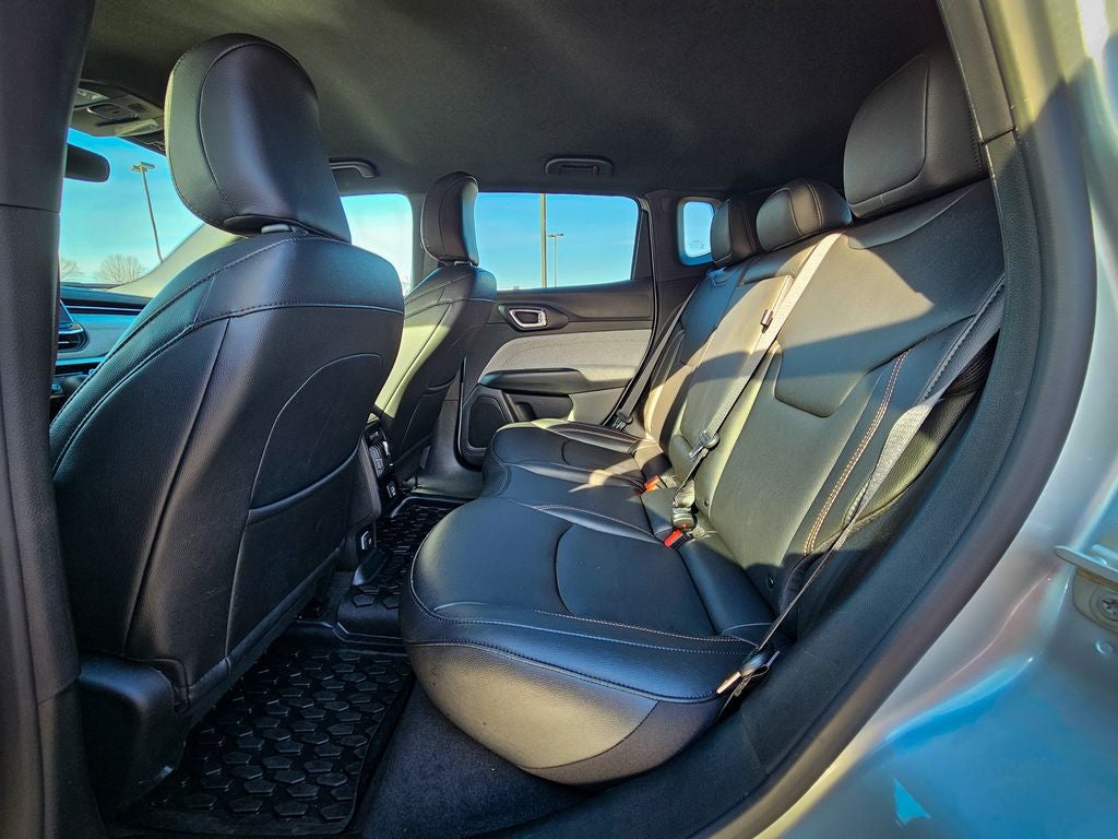 2024 Jeep Compass Latitude Lux FWD