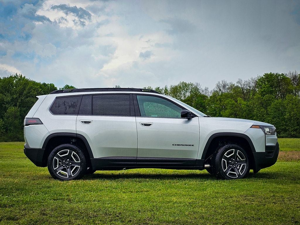 2026 Jeep Cherokee CHEROKEE LAREDO 4X4