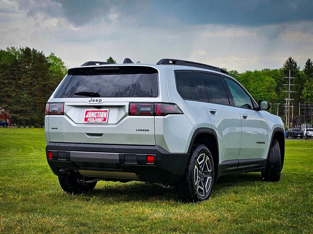 2026 Jeep Cherokee CHEROKEE LAREDO 4X4