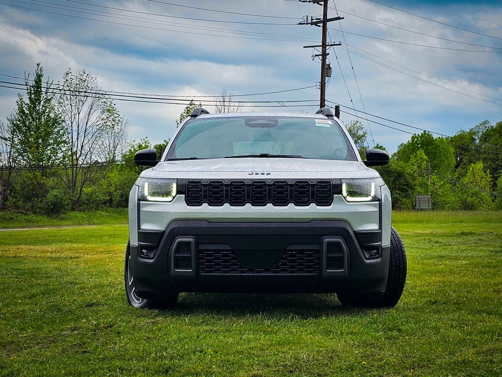 2026 Jeep Cherokee CHEROKEE LAREDO 4X4