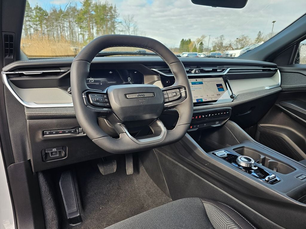 2026 Jeep Cherokee CHEROKEE LAREDO 4X4