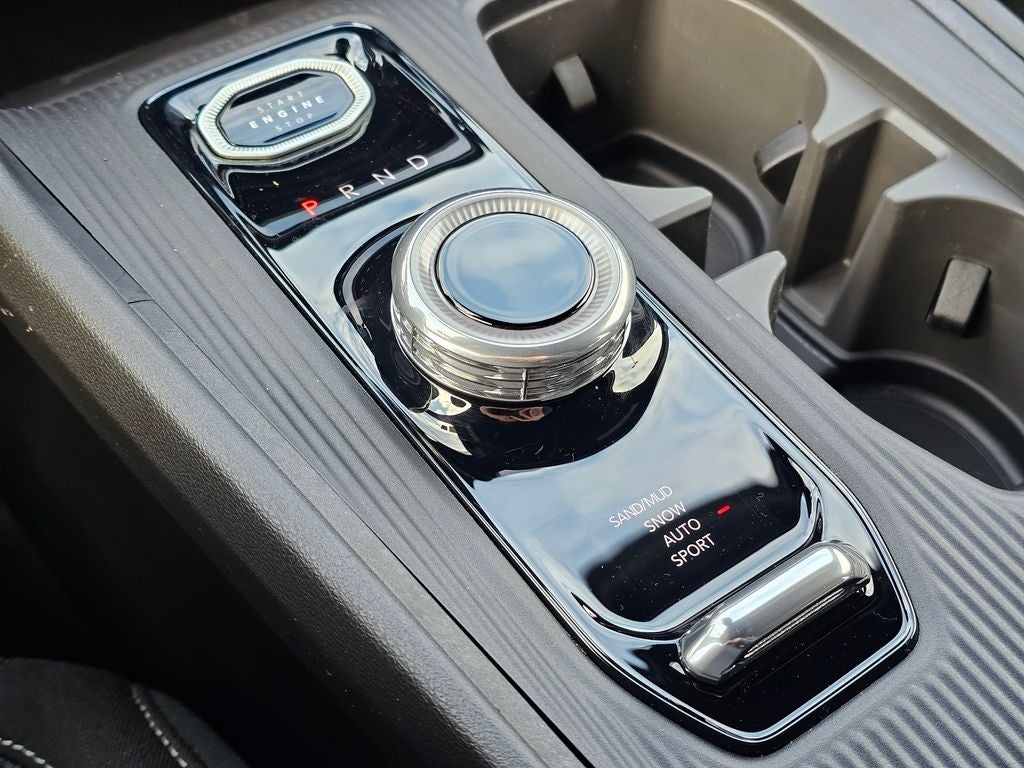 2026 Jeep Cherokee CHEROKEE LAREDO 4X4