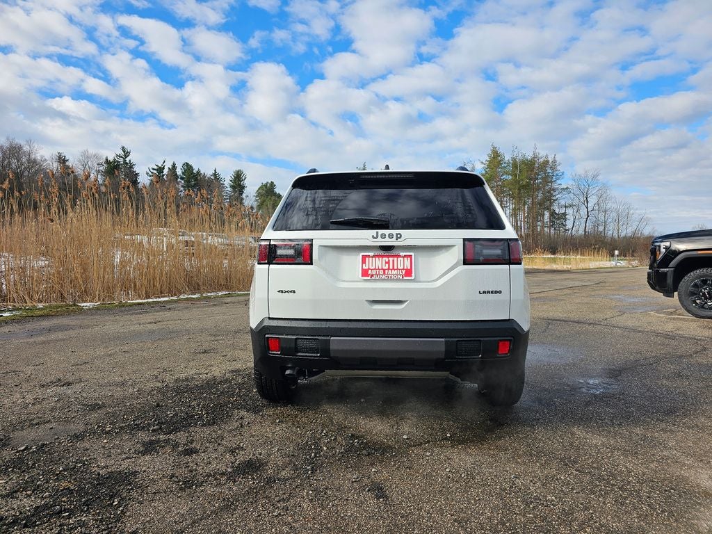 2026 Jeep Cherokee CHEROKEE LAREDO 4X4