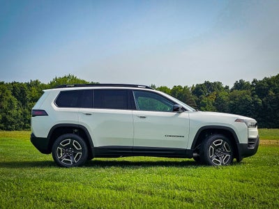 2026 Jeep Cherokee CHEROKEE LAREDO 4X4