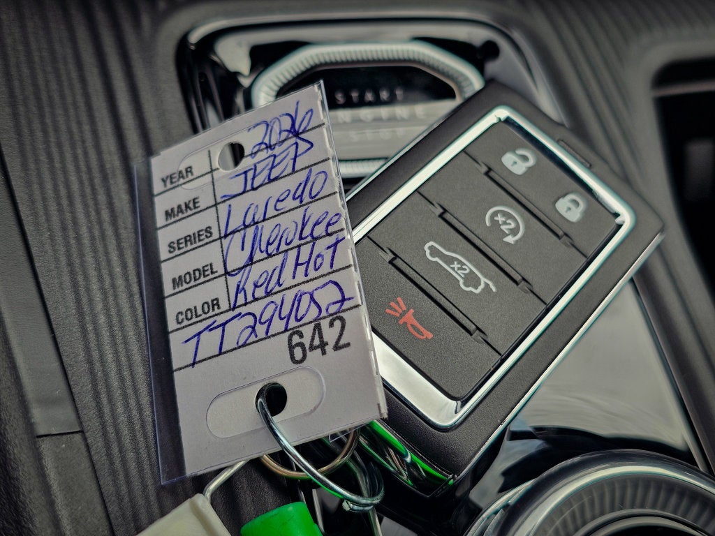 2026 Jeep Cherokee CHEROKEE LIMITED ALTITUDE 4X4