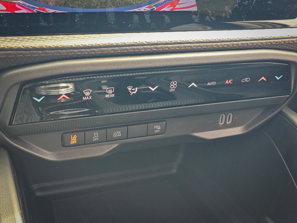 2026 Jeep Cherokee CHEROKEE LIMITED ALTITUDE 4X4