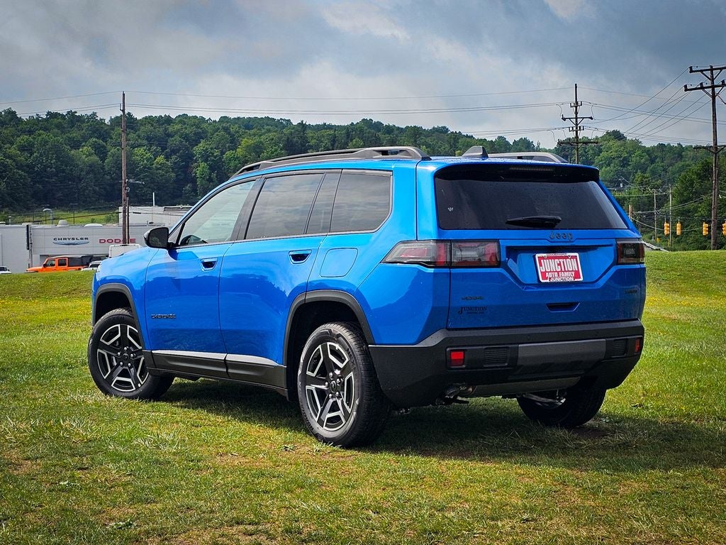 2026 Jeep Cherokee CHEROKEE LAREDO 4X4