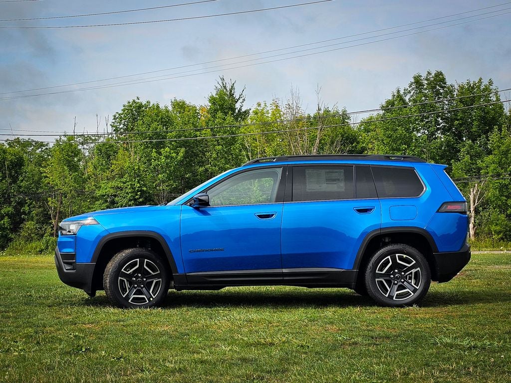 2026 Jeep Cherokee CHEROKEE LAREDO 4X4