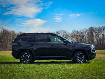 2026 Jeep Cherokee CHEROKEE LAREDO 4X4