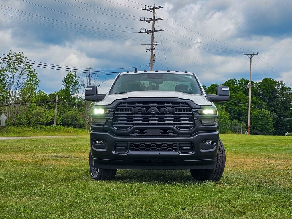 2026 RAM Ram 3500 RAM 3500 TRADESMAN REGULAR CAB 4X4 8' BOX