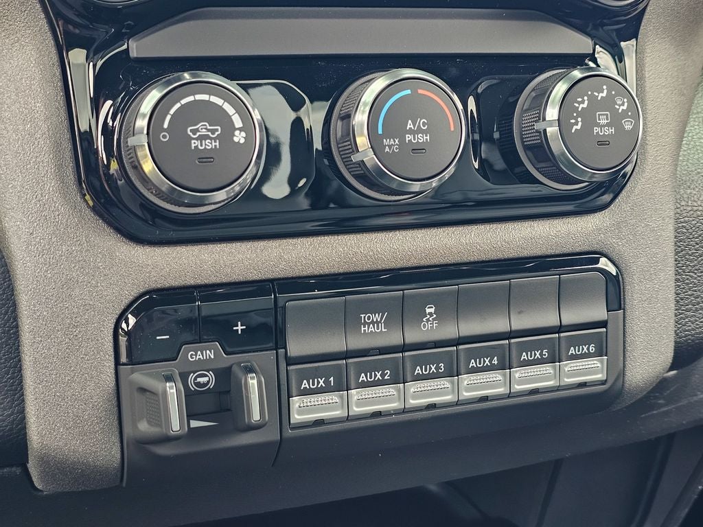 2026 RAM Ram 3500 RAM 3500 TRADESMAN REGULAR CAB 4X4 8' BOX