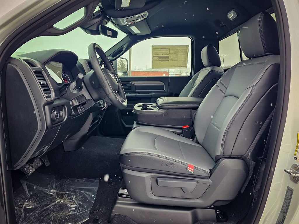 2026 RAM Ram 3500 RAM 3500 TRADESMAN REGULAR CAB 4X4 8' BOX