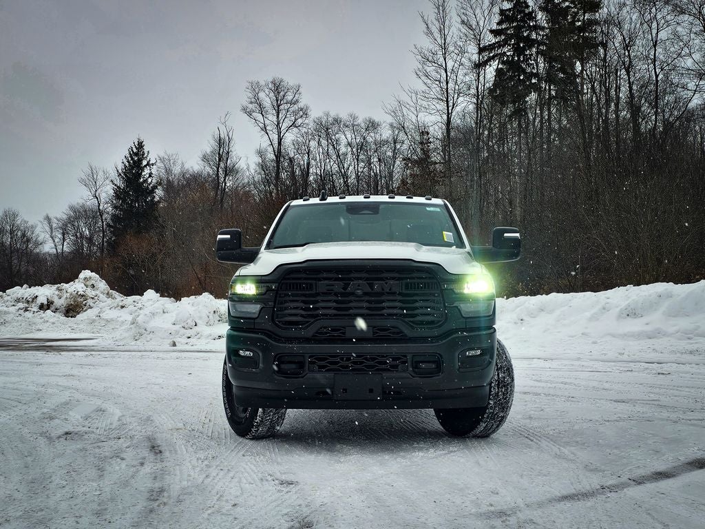 2026 RAM Ram 3500 RAM 3500 TRADESMAN REGULAR CAB 4X4 8' BOX