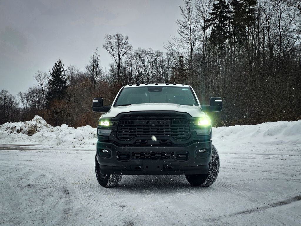 2026 RAM Ram 3500 RAM 3500 TRADESMAN REGULAR CAB 4X4 8' BOX