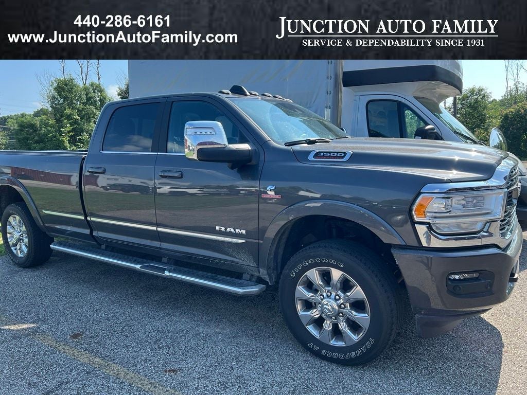 2024 RAM 3500 Limited Crew Cab 4x4 8' Box