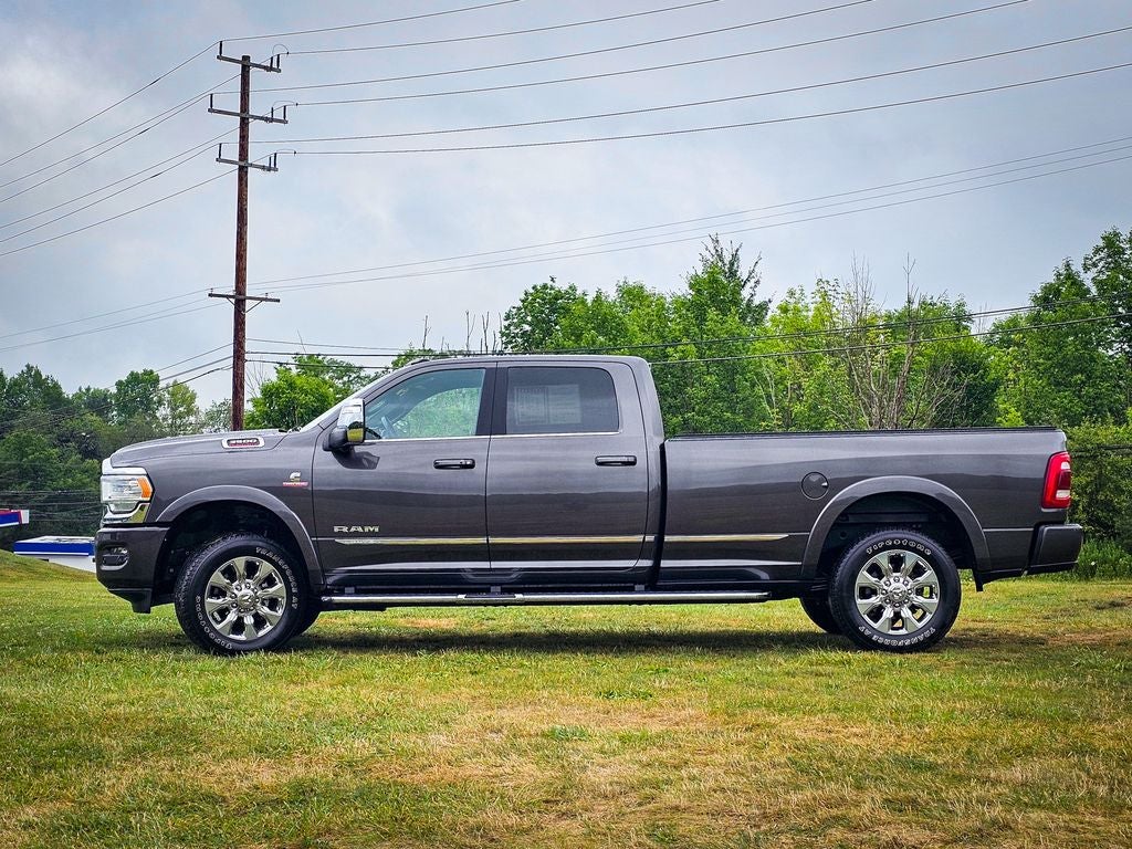 2024 RAM 3500 Limited Crew Cab 4x4 8' Box