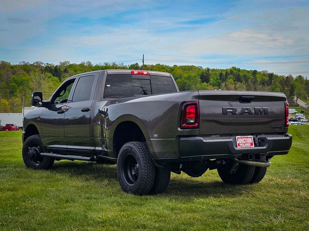2026 RAM Ram 3500 RAM 3500 TRADESMAN CREW CAB 4X4 8' BOX