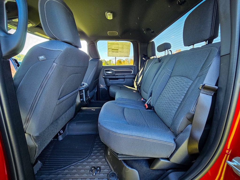 2027 RAM Ram 3500 RAM 3500 BIG HORN CREW CAB 4X4 8' BOX