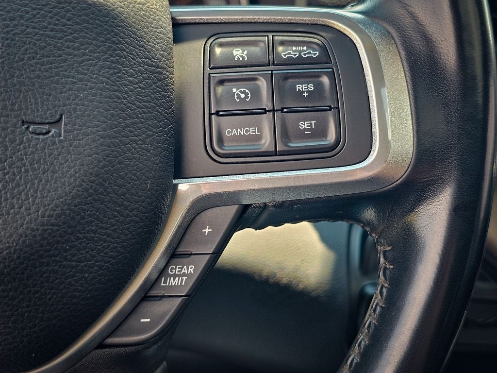 2022 RAM 3500 Laramie Crew Cab 4x4 8' Box