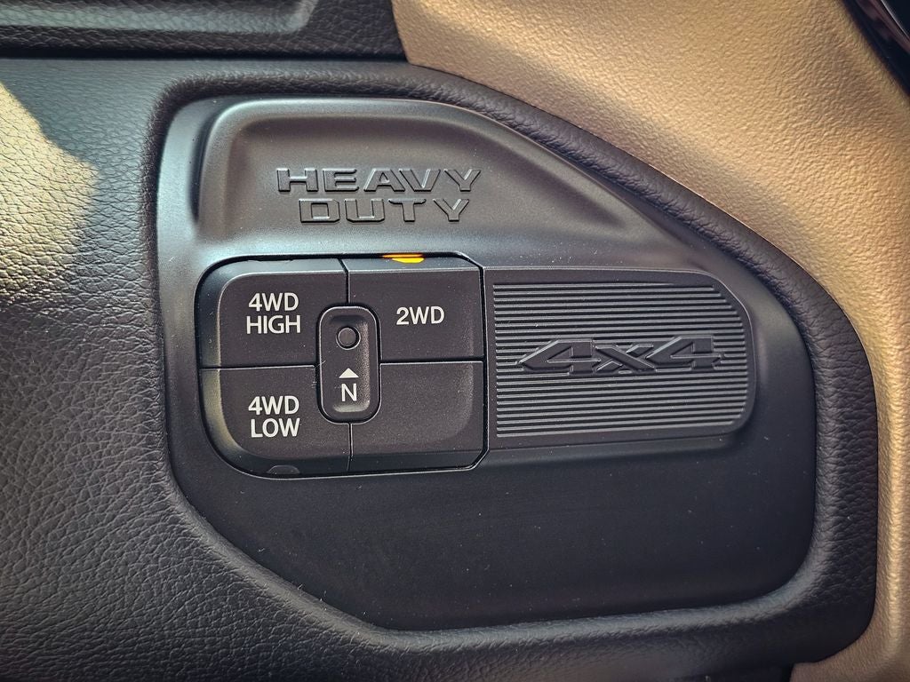 2022 RAM 3500 Laramie Crew Cab 4x4 8' Box