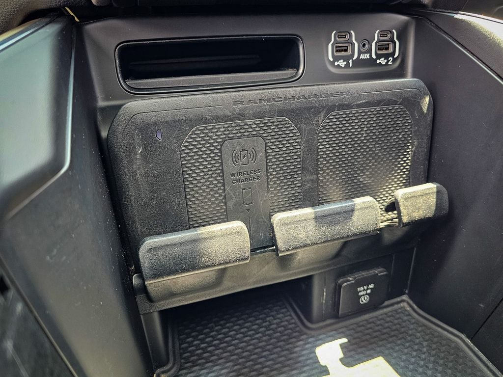 2022 RAM 3500 Laramie Crew Cab 4x4 8' Box