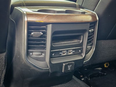 2022 RAM 3500 Laramie Crew Cab 4x4 8' Box