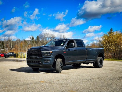 2026 RAM Ram 3500 RAM 3500 LARAMIE CREW CAB 4X4 8' BOX