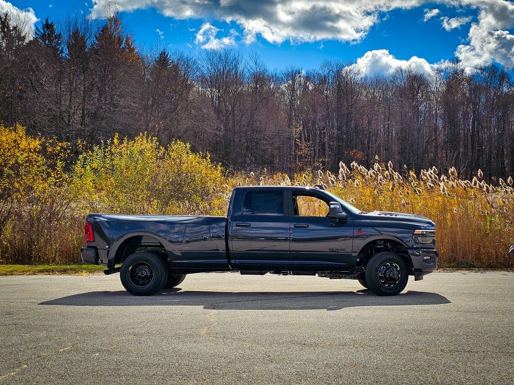 2026 RAM Ram 3500 RAM 3500 LARAMIE CREW CAB 4X4 8' BOX