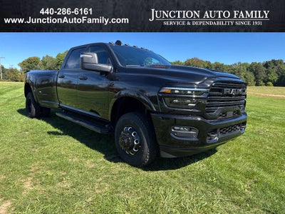 2027 RAM Ram 3500 RAM 3500 LARAMIE CREW CAB 4X4 8' BOX