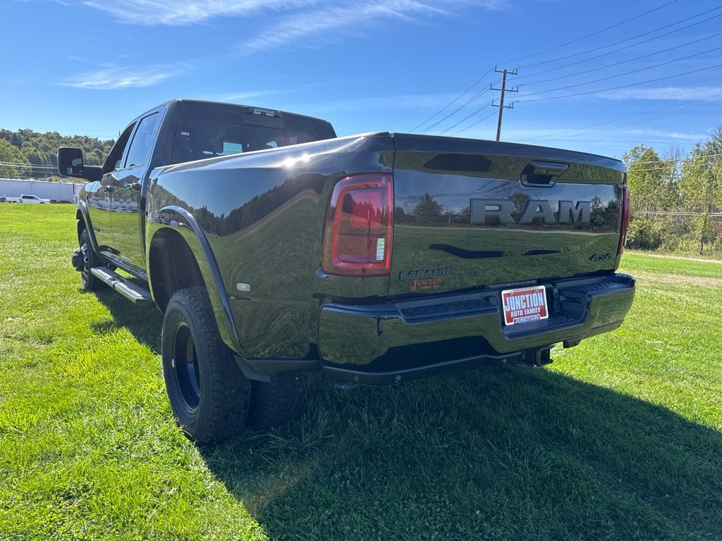 2027 RAM Ram 3500 RAM 3500 LARAMIE CREW CAB 4X4 8' BOX