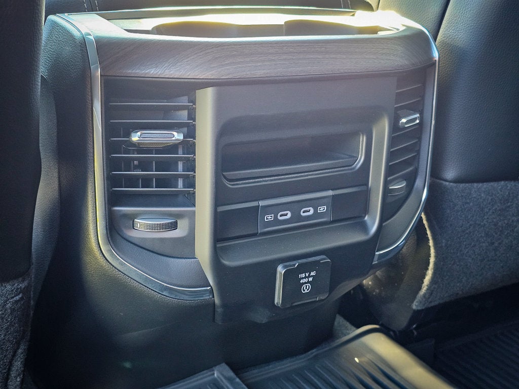 2027 RAM Ram 3500 RAM 3500 LARAMIE CREW CAB 4X4 8' BOX